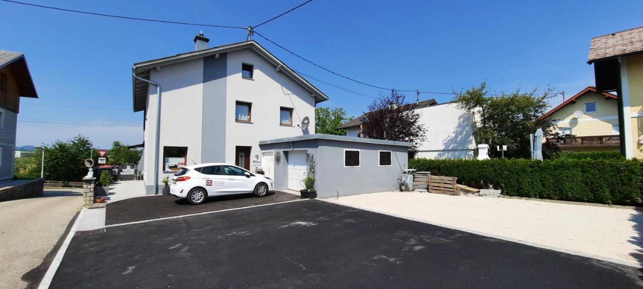 Ferienwohnung Agerblick 3 Zimmer Mit Kueche, 83M2 Lenzing Extérieur photo